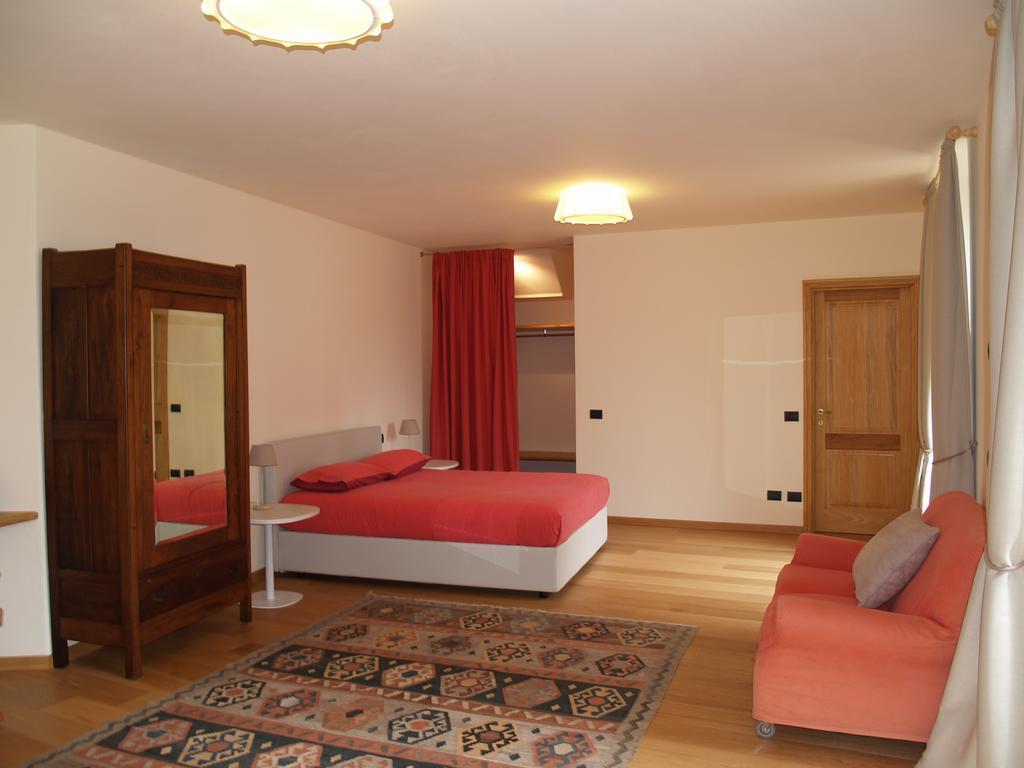 Casa Botta - Luino Lago Maggiore Buitenkant foto